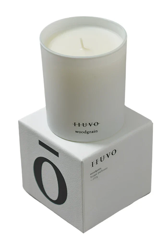 Iiuvo Woodgrain Candle